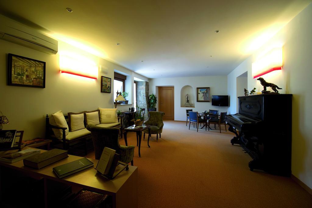 Hostal Palouet De Segarra Kültér fotó