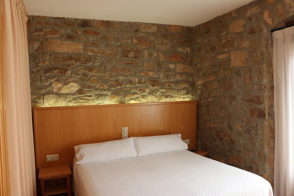 Hostal Palouet De Segarra Kültér fotó
